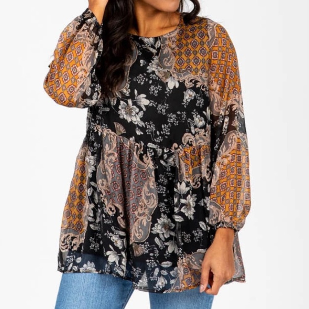 Floral pattern blouse